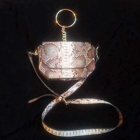 JustfabFAUX snakeskin crossbody with gold hardware - Picture 6 of 7
